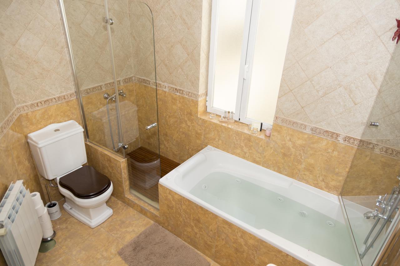 Oshun Puerta Del Sol Deluxe Lägenhet Madrid Exteriör bild