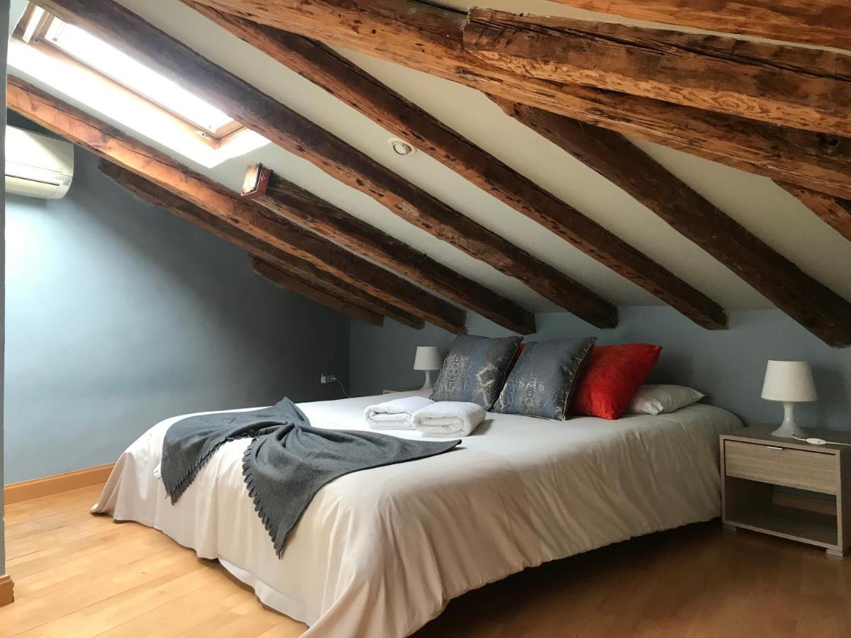 Oshun Puerta Del Sol Deluxe Lägenhet Madrid Exteriör bild