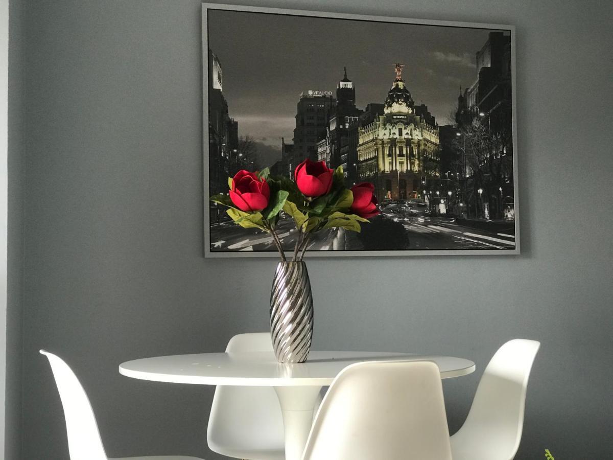 Oshun Puerta Del Sol Deluxe Lägenhet Madrid Exteriör bild