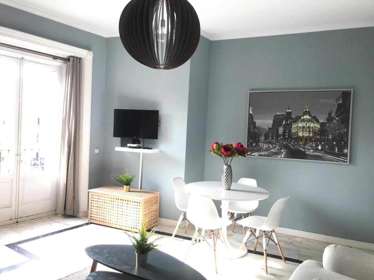 Oshun Puerta Del Sol Deluxe Lägenhet Madrid Exteriör bild
